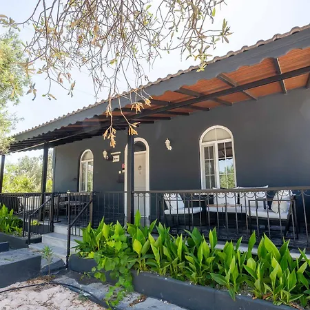 Simlarda Country Club Farm stay Ayvalik